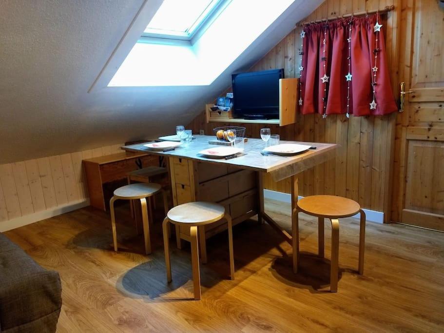 T2 Pour 4 Pers Style Chalet Pied Des Pistes Bolquere Pyrenees 2000 Eksteriør bilde